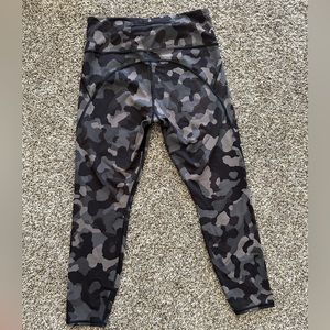 Athleta camo tight